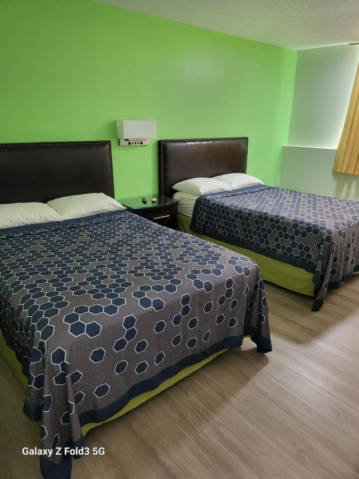 Value Inn & Suites Salina Εξωτερικό φωτογραφία